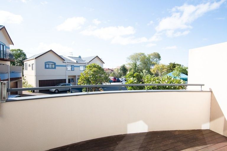 Photo of property in 17a/9 Delta Avenue, New Lynn, Auckland, 0600