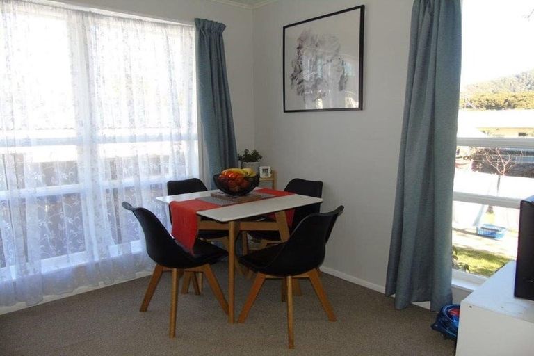 Photo of property in 21-a Kairanga Crescent, Wainuiomata, Lower Hutt, 5014