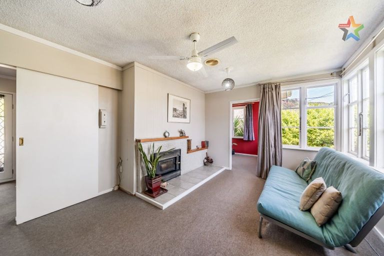 Photo of property in 87 Seddon Street, Naenae, Lower Hutt, 5011