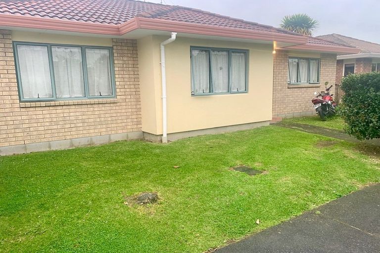 Photo of property in 18/43 Fruitvale Road, New Lynn, Auckland, 0600