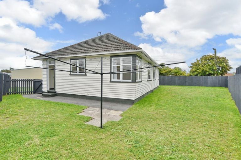Photo of property in 81 Rowan Avenue, Aranui, Christchurch, 8061