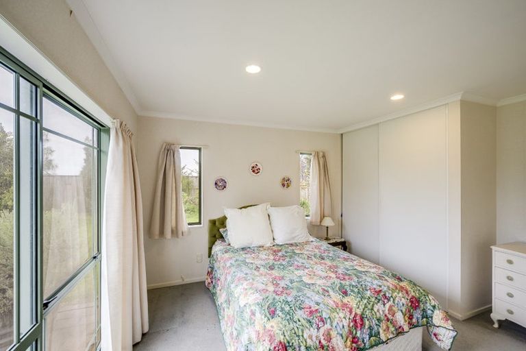 Photo of property in 6 Jacaranda Place, Greenmeadows, Napier, 4112