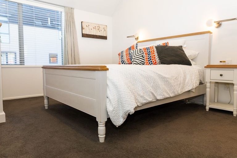 Photo of property in 16 Gracefield Avenue, Christchurch Central, Christchurch, 8013