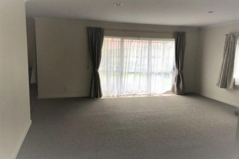 Photo of property in 6 Saybrook Place, Mangere, Auckland, 2022