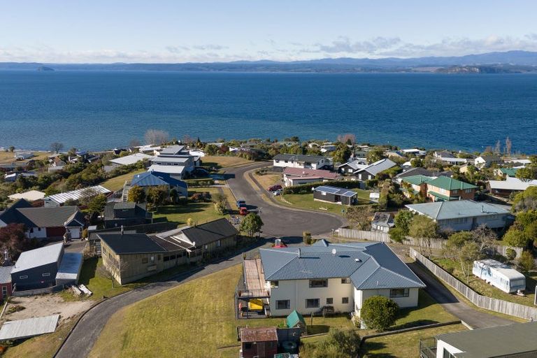 Photo of property in 33 Turangitukua Terrace, Kuratau, Turangi, 3381