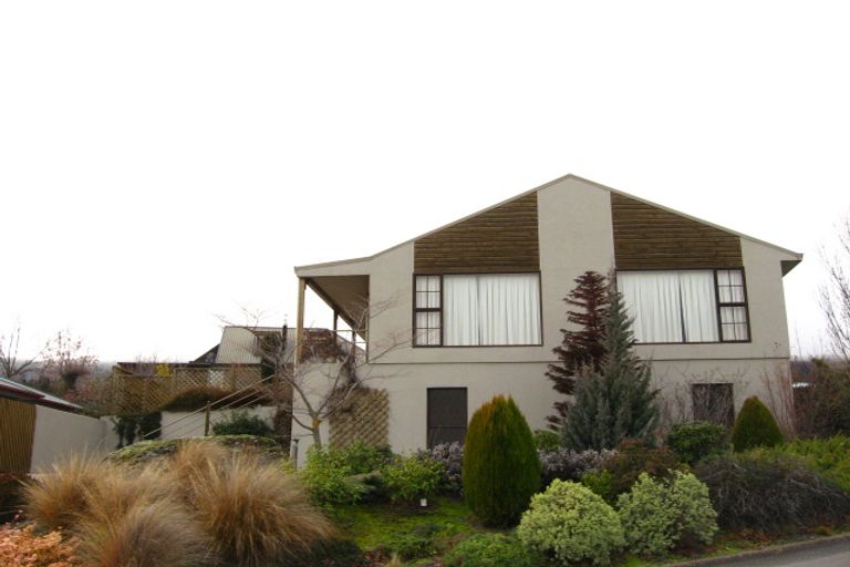 Photo of property in 66 Cotter Avenue, Arrowtown, 9302