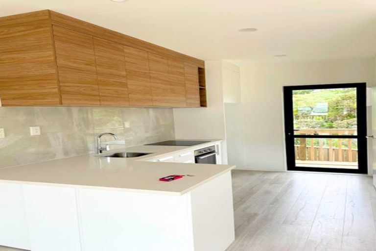 Photo of property in 152 Tiriwa Drive, Massey, Auckland, 0614