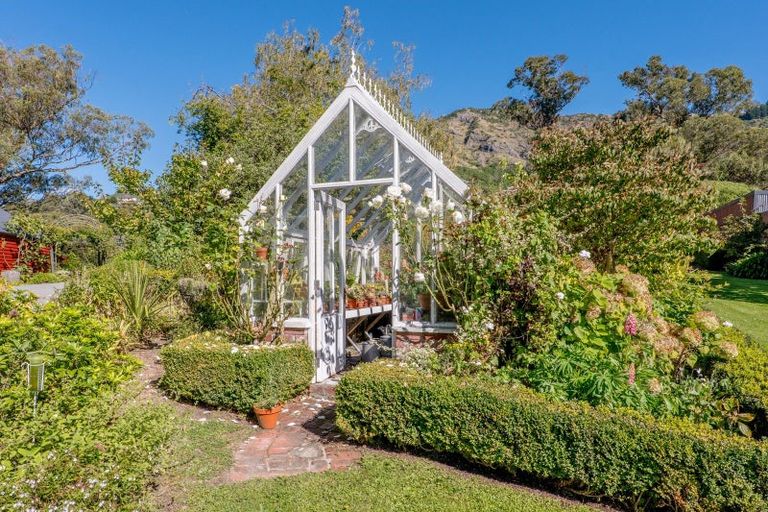 Photo of property in 1 Main Road, Governors Bay, Lyttelton, 8971