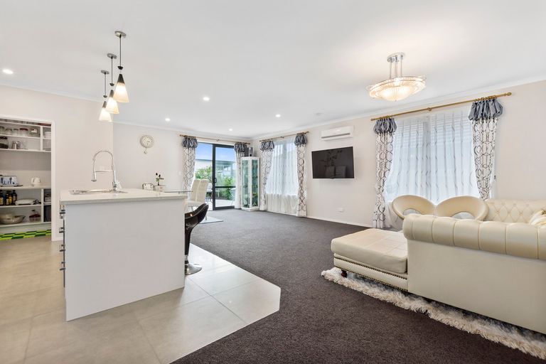 Photo of property in 27 Landing Drive, Pyes Pa, Tauranga, 3112