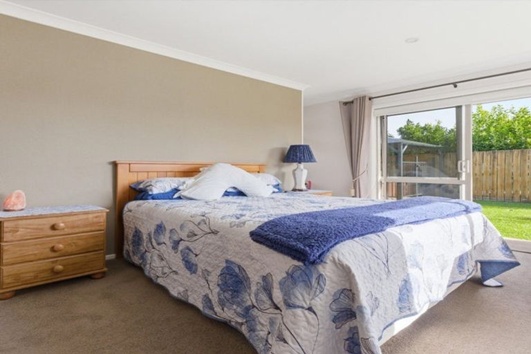 Photo of property in 11 Allington Place, Bethlehem, Tauranga, 3110