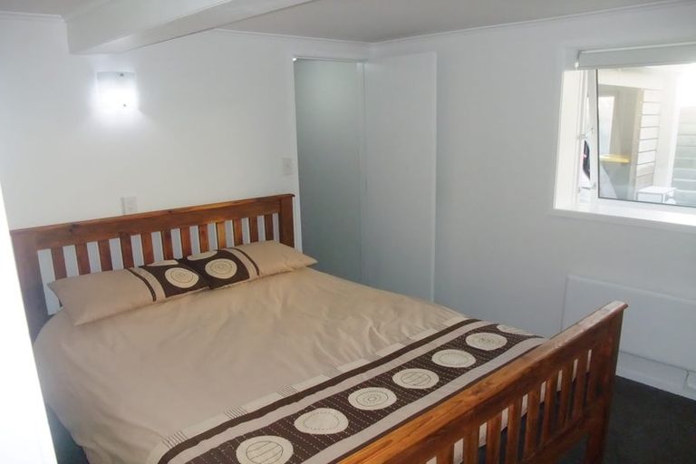 Photo of property in 42 Pitau Road, Mount Maunganui, 3116