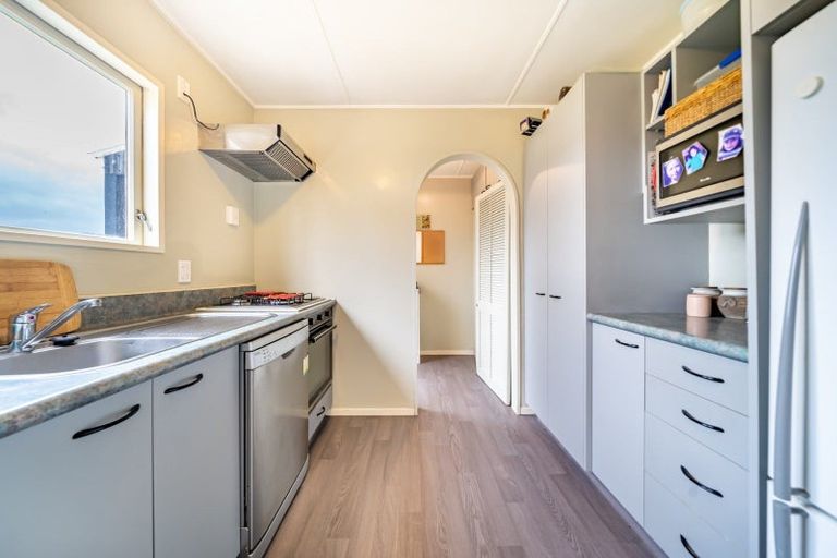 Photo of property in 6a Matariki Grove, Wainuiomata, Lower Hutt, 5014