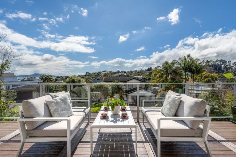 Photo of property in 25 Endymion Place, Half Moon Bay, Auckland, 2012