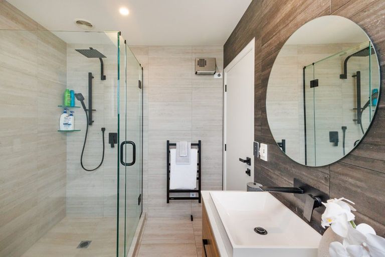 Photo of property in 18 Silkwood Place, Fitzherbert, Palmerston North, 4410