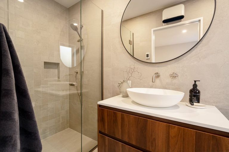 Photo of property in 76 Wai-iti Terrace, Bryndwr, Christchurch, 8052