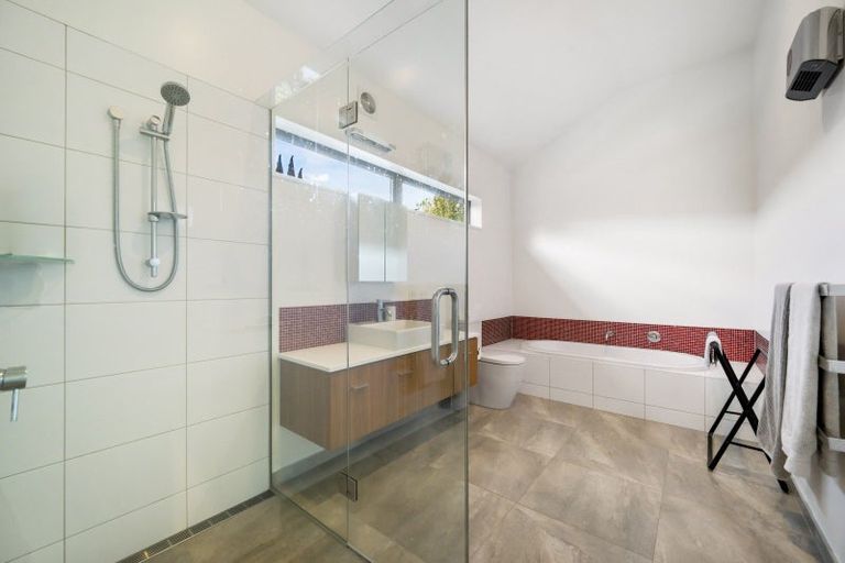 Photo of property in 76 Aubrey Road, Wanaka, 9305