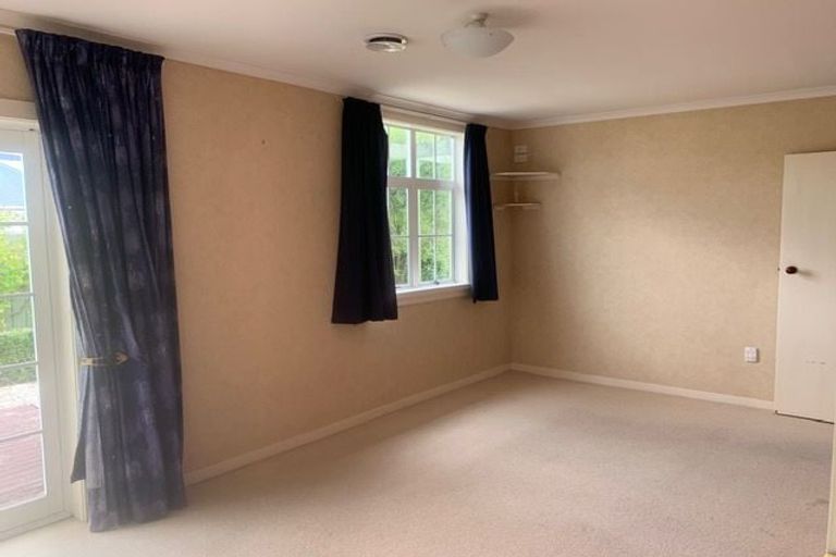 Photo of property in 266 Gladstone Road North, Mosgiel, 9092