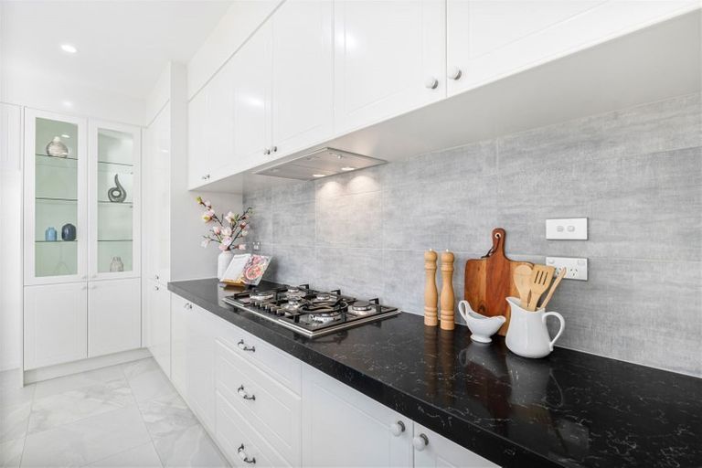 Photo of property in 50 Elevation Street, Flat Bush, Auckland, 2019