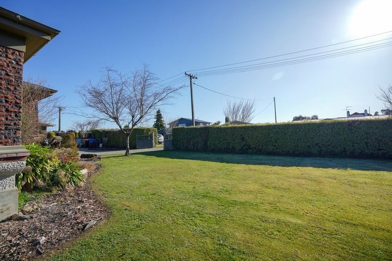 Photo of property in 1 Home Street, Winton, 9720