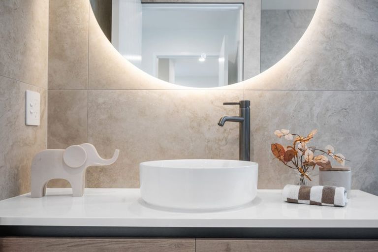 Photo of property in 43b Palmyra Way, Half Moon Bay, Auckland, 2012