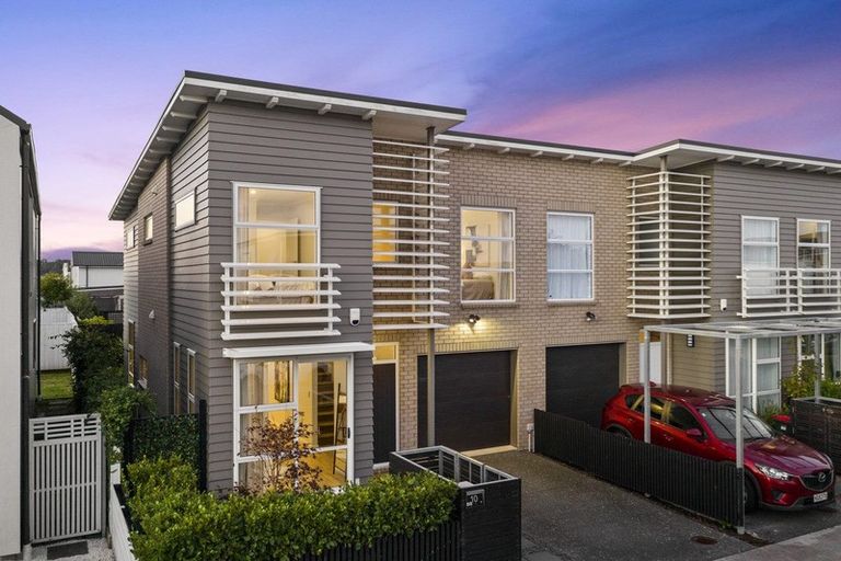 Photo of property in 10 Skylark Road, Hobsonville, Auckland, 0616