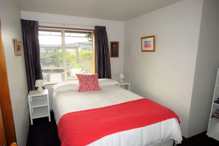 Photo of property in 5 Rochfort Place, Westport, 7825