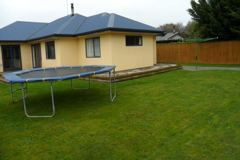 Photo of property in 27 Parnell Heights Drive, Kelvin Grove, Palmerston North, 4414