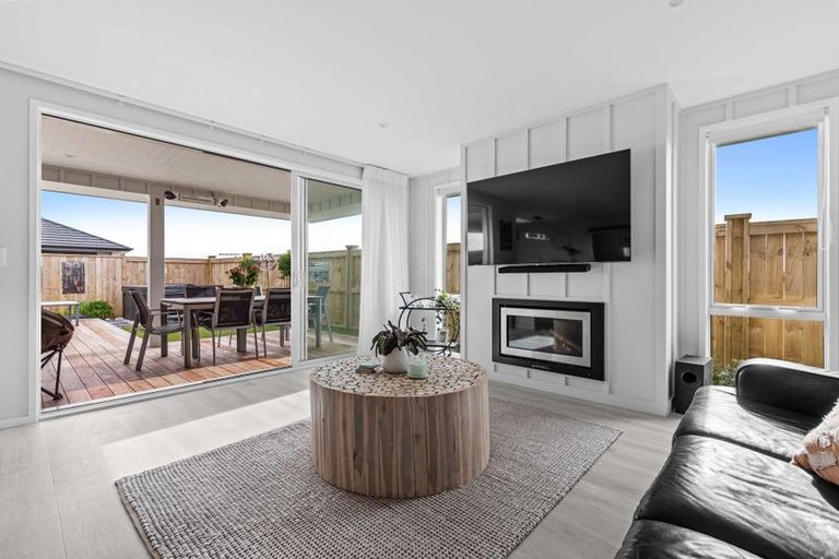 Photo of property in 5 Serrata Close, Papamoa Beach, Papamoa, 3118