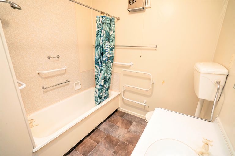 Photo of property in 69 Alice Street, Gladstone, Invercargill, 9810