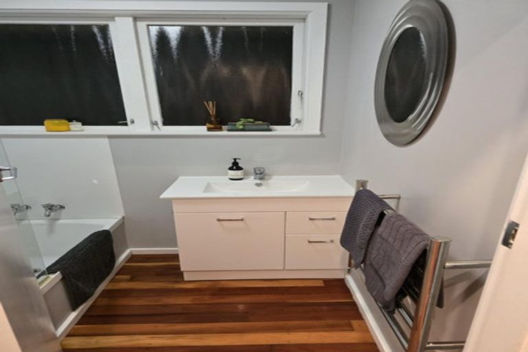 Photo of property in 26 Silverbirch Grove, Churton Park, Wellington, 6037