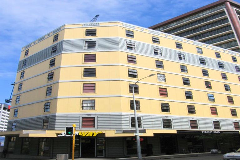 Photo of property in Aitken Street Apartments, 501/5 Aitken Street, Thorndon, Wellington, 6011