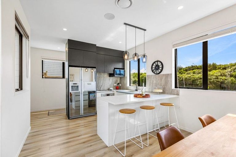 Photo of property in 42 Lockheed Street, Hobsonville, Auckland, 0618