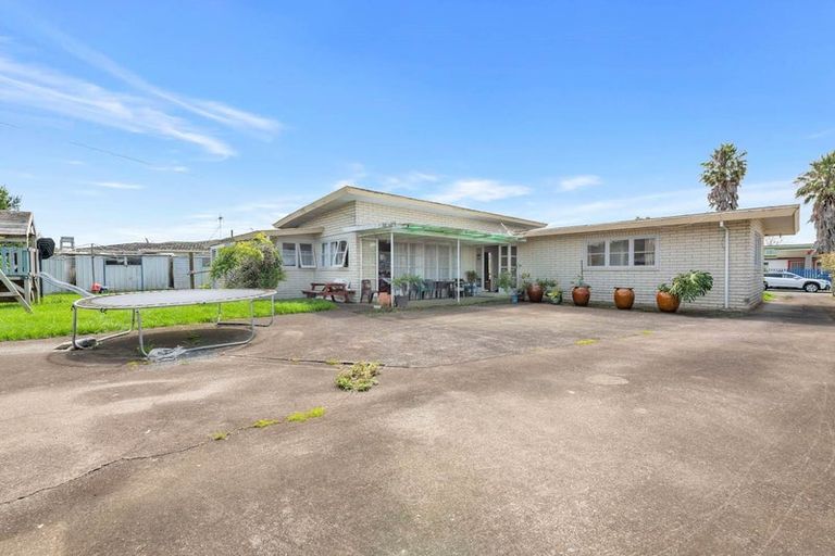 Photo of property in 4 Bingara Place, Favona, Auckland, 2024