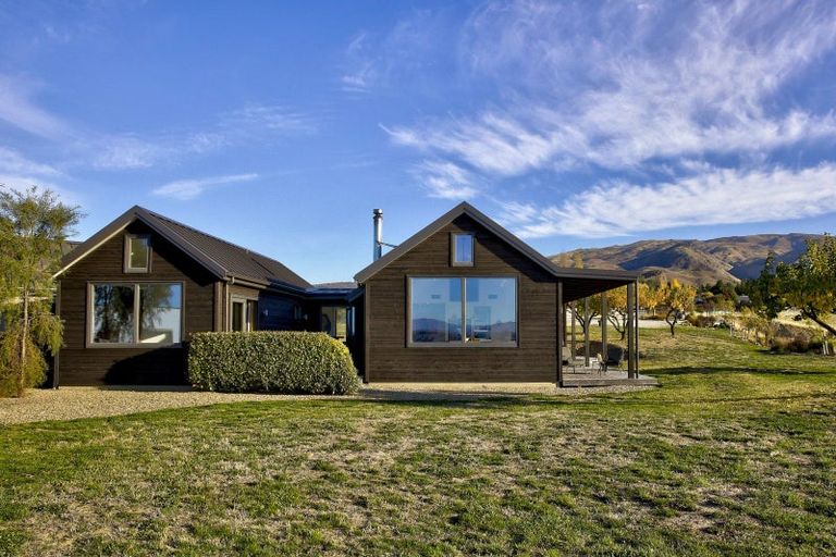 Photo of property in 112 Hall Road, Bannockburn, Cromwell, 9384