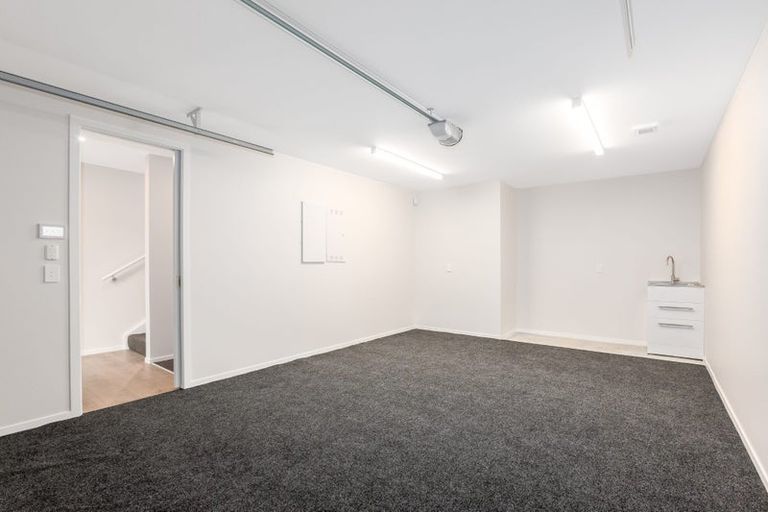 Photo of property in 3 Pakura Place, Wainuiomata, Lower Hutt, 5014
