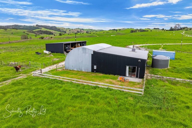 Photo of property in 32a Swamp Road, Mareretu, Maungaturoto, 0571