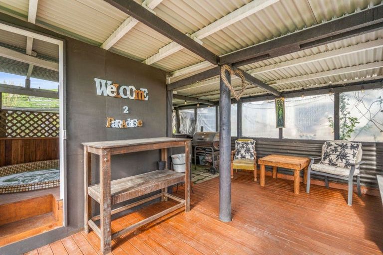 Photo of property in 25 Mapuna Road, Tangiteroria, 0381