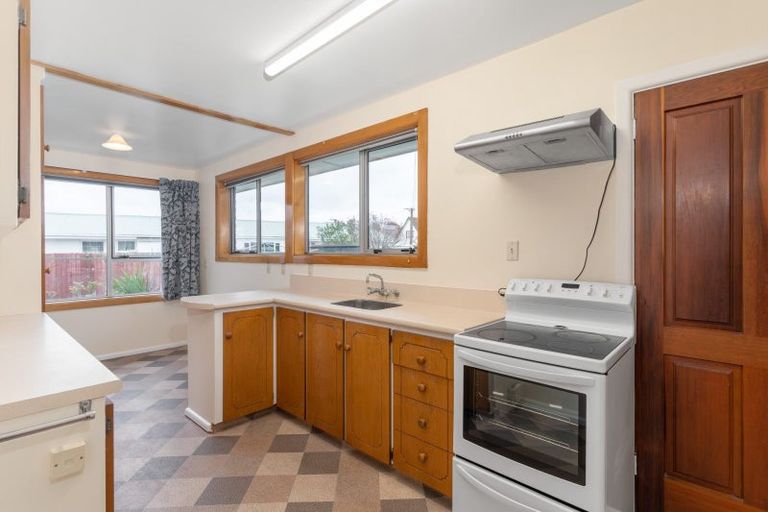 Photo of property in 77 Roberta Drive, Somerfield, Christchurch, 8024