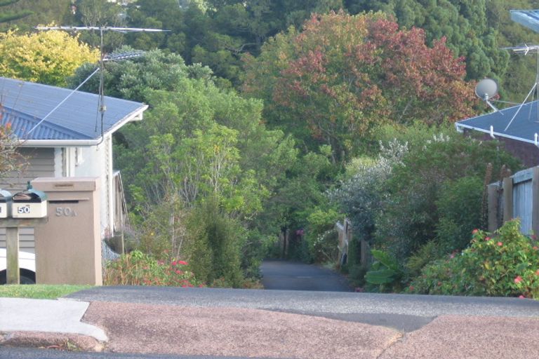 Photo of property in 50 Pupuke Road, Hillcrest, Auckland, 0627