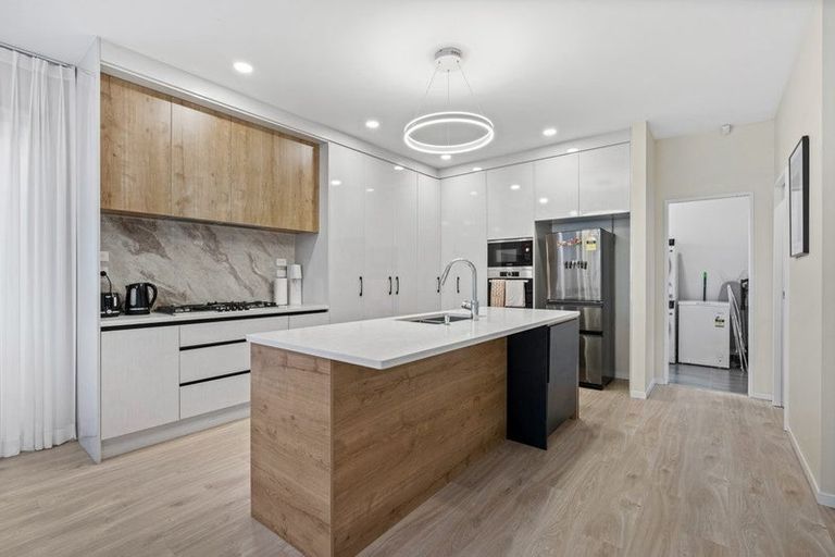 Photo of property in 43 Westgate Drive, Westgate, Auckland, 0614