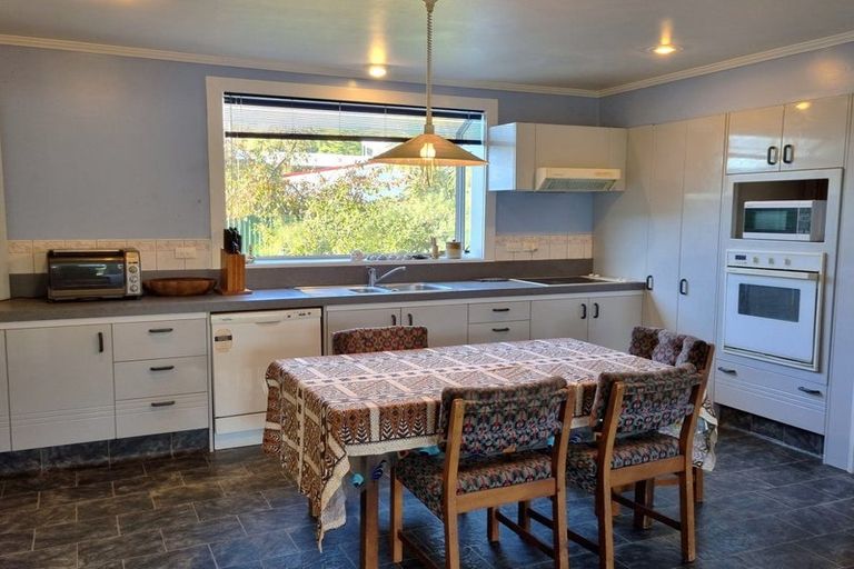 Photo of property in 143 Torquay Street, Kaikoura, 7300