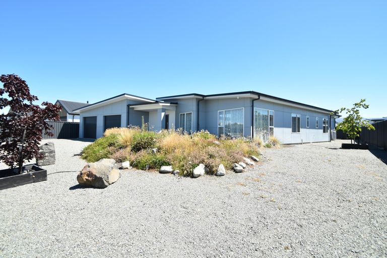 Photo of property in 9 Hydro Avenue, Twizel, 7901