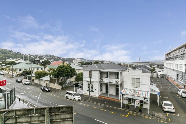 Photo of property in 38 Pipitea Street, Thorndon, Wellington, 6011