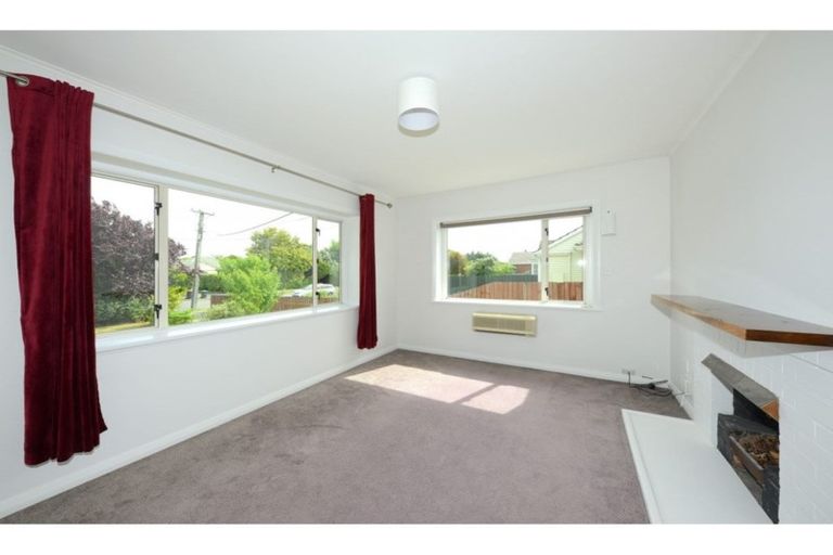 Photo of property in 16 Mccombs Street, Somerfield, Christchurch, 8024