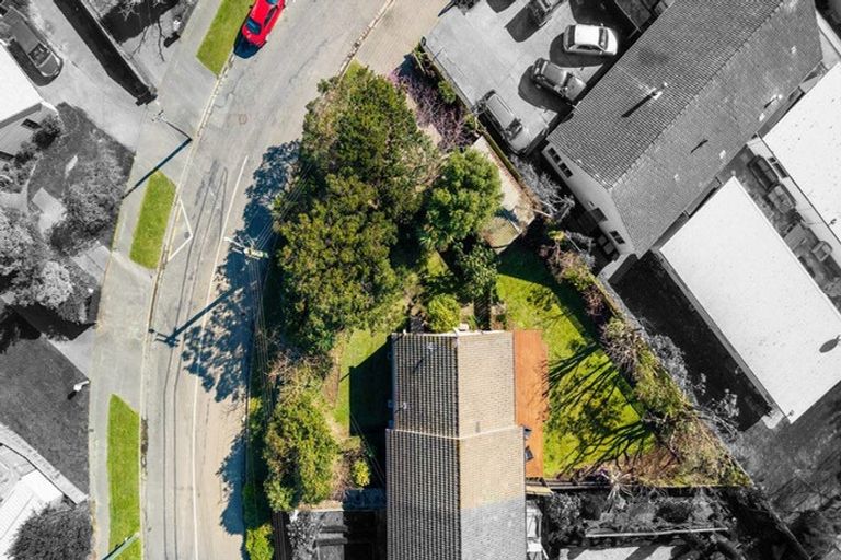 Photo of property in 16 Balgay Street, Upper Riccarton, Christchurch, 8041