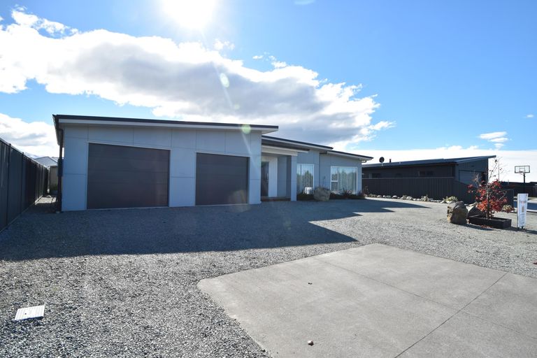 Photo of property in 9 Hydro Avenue, Twizel, 7901