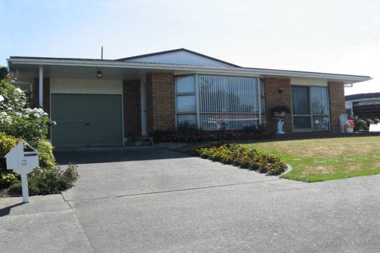 Photo of property in 3 Shelton Place, Feilding, 4702