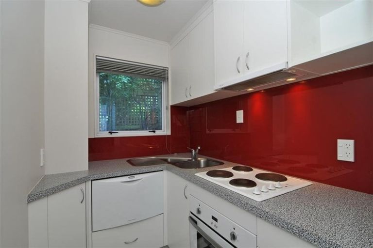 Photo of property in Windsor Court, 340u5 Tinakori Road, Thorndon, Wellington, 6011