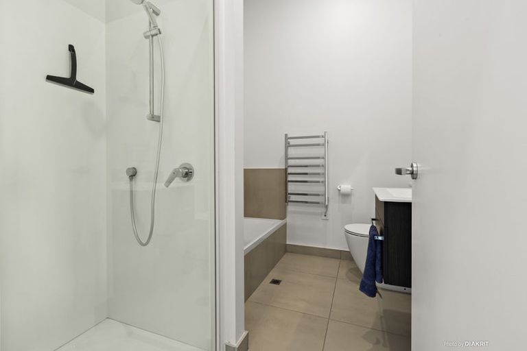 Photo of property in 14/62u Spenmoor Street, Newlands, Wellington, 6037