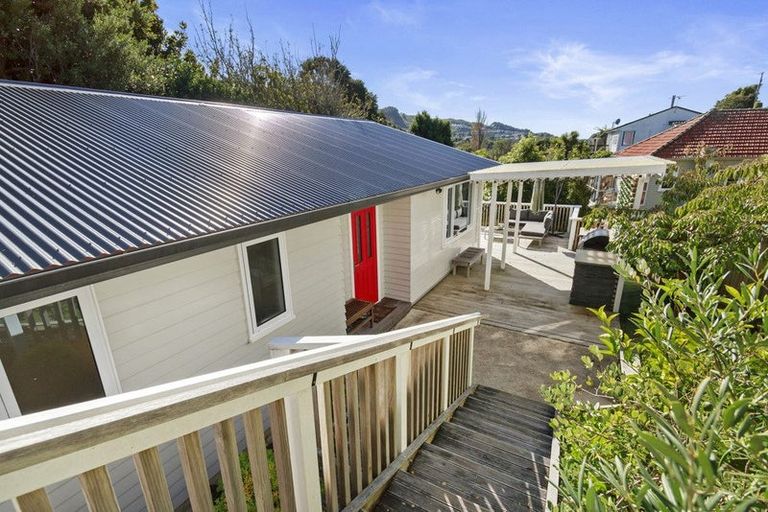 Photo of property in 30b The Drive, Tawa, Wellington, 5028